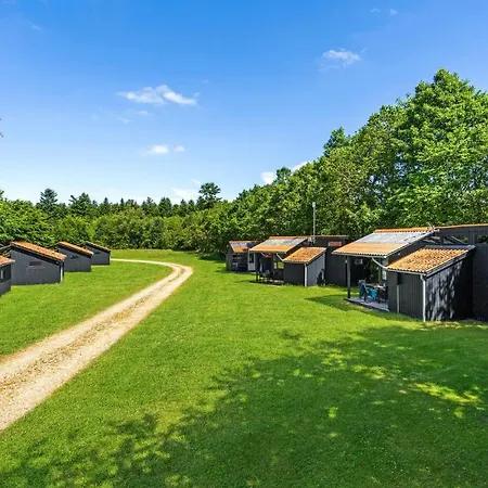 Lovely In With Kitchen Holiday home *